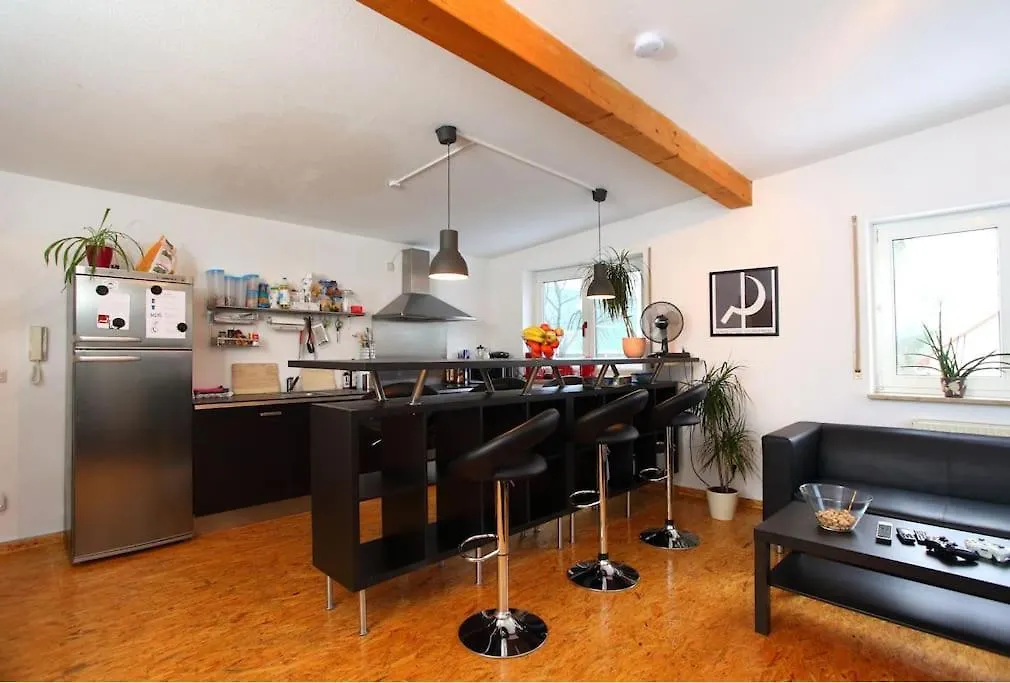 Stylish 3 Bedroom Apartment Norimberk