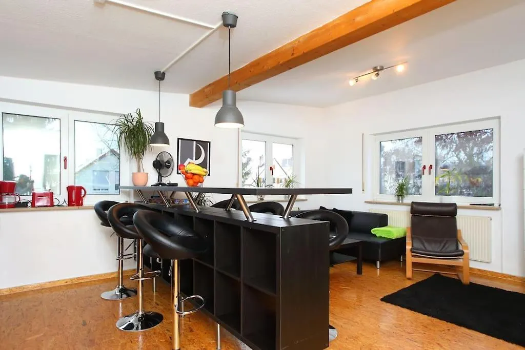 Stylish 3 Bedroom Apartment Norimberk